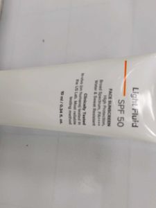 Minimalist Light Fluid SPF50 10ml