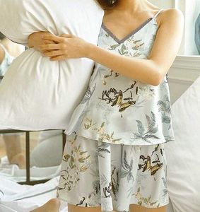 Sleeveless silk sleepwear