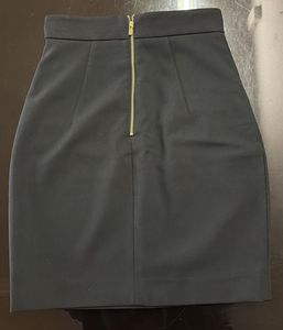 Chic Black Skirt with Gold Zippers