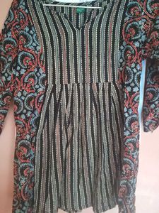 Patterned Tunic Top