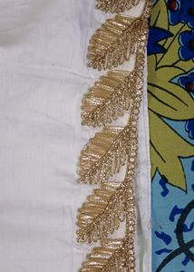 Stunning Pakistani classy Suit..