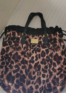 VICTORIA SECRET HANDBAG