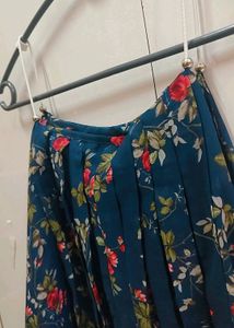 Stylish Floral Summer Top
