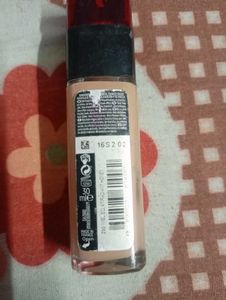 L&#39;Oreal Infallible Foundation shade 230
