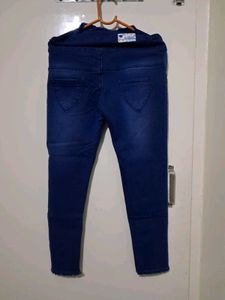 Dark Blue High-Waisted Jeans