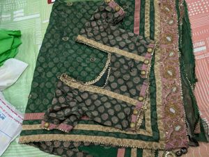 Green Net Saree With Blouse