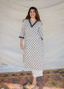 Elegant Printed Kurta