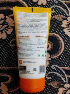 VLCC Anti Tan SKIN LIGHTENING FACE WASH