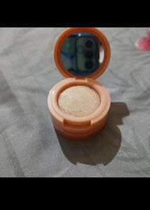 Blusher + Highlighter Palette 🔥