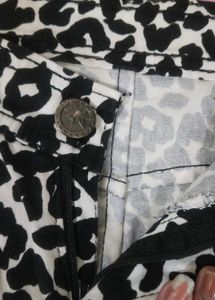 Beautiful Print Shorts