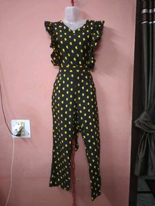 Cute Jumpsuit 🤗❤️