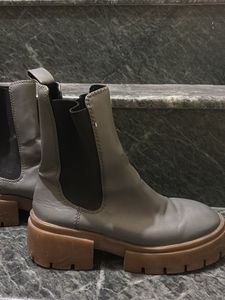 Stylish Grey Chunky Heel Boots