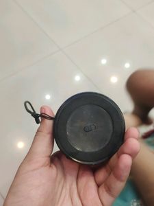 small mini speaker (not working)
