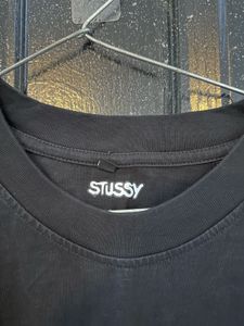 🔥 Rare Stussy Tee – Beige | Size M | Streetwear