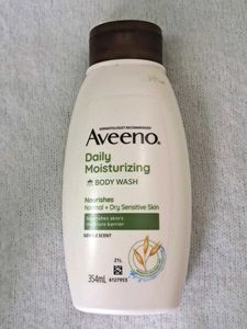 Aveeno Daily Moisturizing Body Wash 354ml