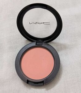 MAC Powder Blush