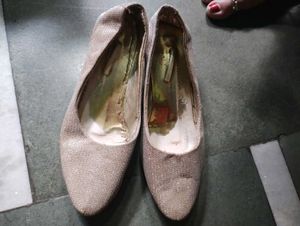Used Sparkly Gold Ballerinas With Heels