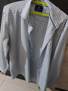 Hunter Light Blue Shirt With  Checkerd Pattern