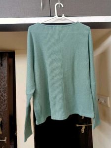 Women&#39;s woollen Long Sleeve Top