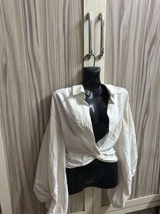 puffy sleeve White Twist Front crop Top