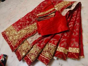 bandhani design Red Embellished Saree