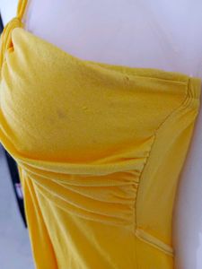 BEAUTIFUL YELLOW DRESS