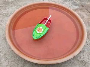 Plain Steam Powered Tin Boat Toy – Classic Retro