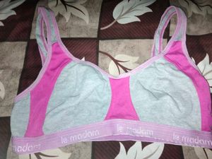 2 Sports Bra