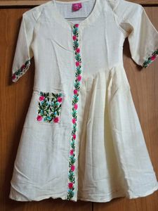 Kurti For 5-7 Yrs Girls, Embroidered pocket