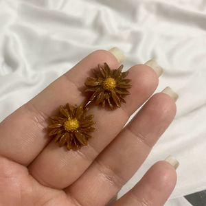 Brown Sunflower Stud