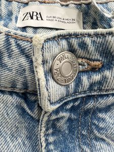 Zara Ripped Mom Jeans