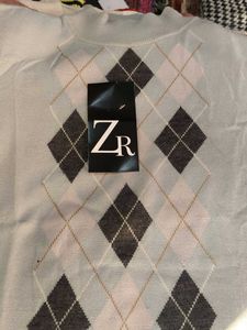 Argyle Pattern Knit Top