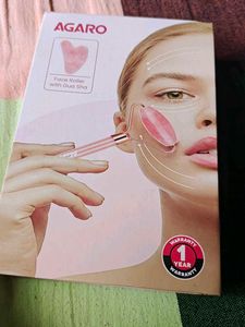 AGARO Face Roller with Gua Sha