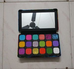 Revolution Eyeshadow Palette