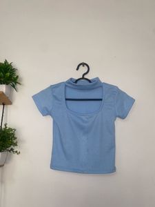 blue crop top
