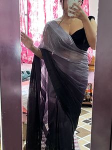 Beautiful Ombre Saree With Blouse Piece