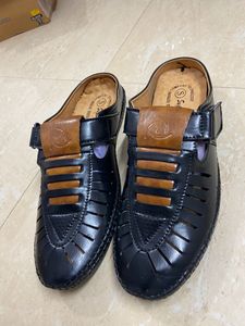 Roman Sandals Only Size 9 Available