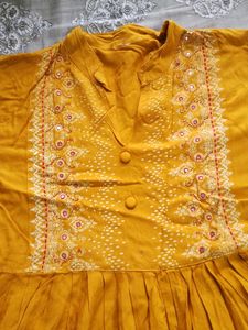Elegant Yellow Anarkali Kurta