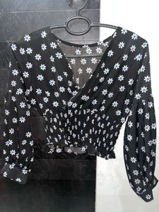 Floral Smocked Blouse 🎀