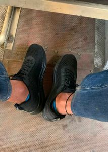 RED TAPE shoes only wore 5 times