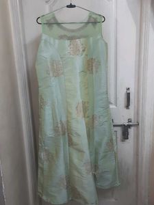 Elegant Embroidered 2 Piece Kurti &amp; Skirt