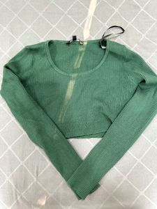Green Crop Top - Trendy Style