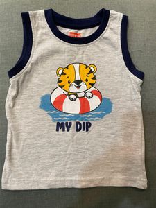 Pack of 2 sleeveless t shirts