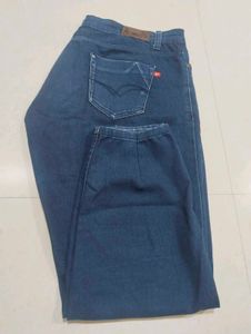 Women's Jeans