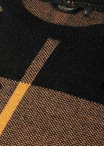 Stylish Plaid Knit Sweater