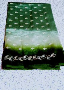 Emerald Green Embellished Silk Sare2