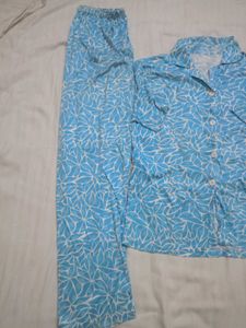 Cute Leaf Print Pajama Set