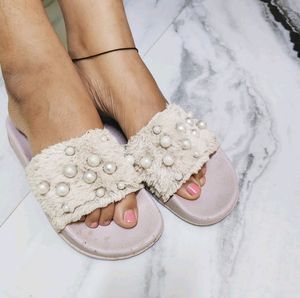 Pearl Slipper