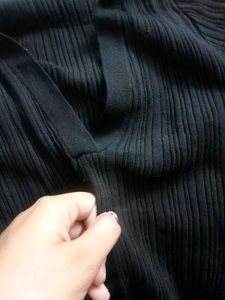 Hot Black Ribbed Midi Dress