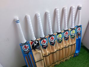 Double Blade Scoop Bats Original Kw